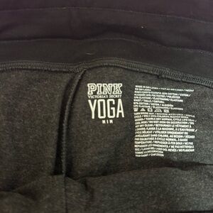 Victoria's Secret PINK Charcoal Yoga caprice